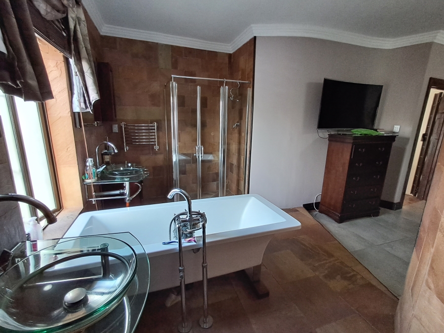 4 Bedroom Property for Sale in Winterhoek Park Eastern Cape